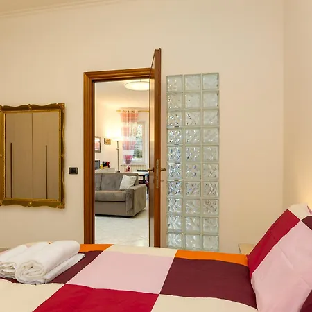 La Casetta Di Naty Apartman